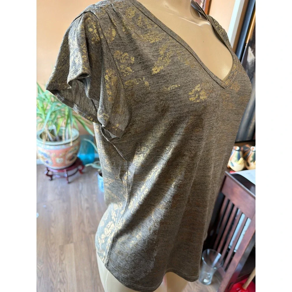Carmen Marc Valvo Gold Metallic Floral Foil V-Neck Flutter Sleeve Top Grey M NWT - Picture 6 of 7